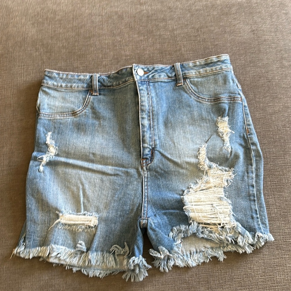 High Waist Destructed Jean Short